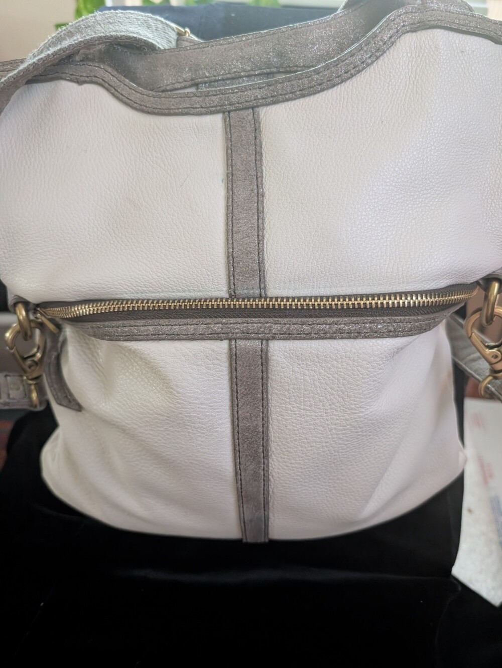 Fossil White Leather Tote Bag with Metallic Trim